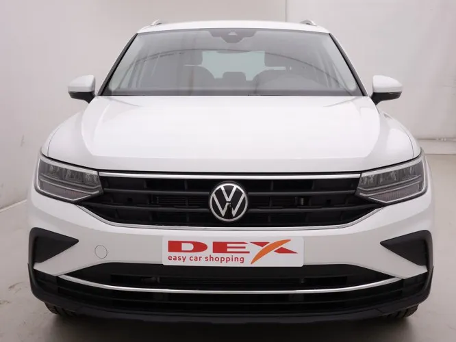 Volkswagen Tiguan 1.5 TSi 150 DSG Life + 5 Year Warranty + GPS + Led Lights + Nizza18 Image 2