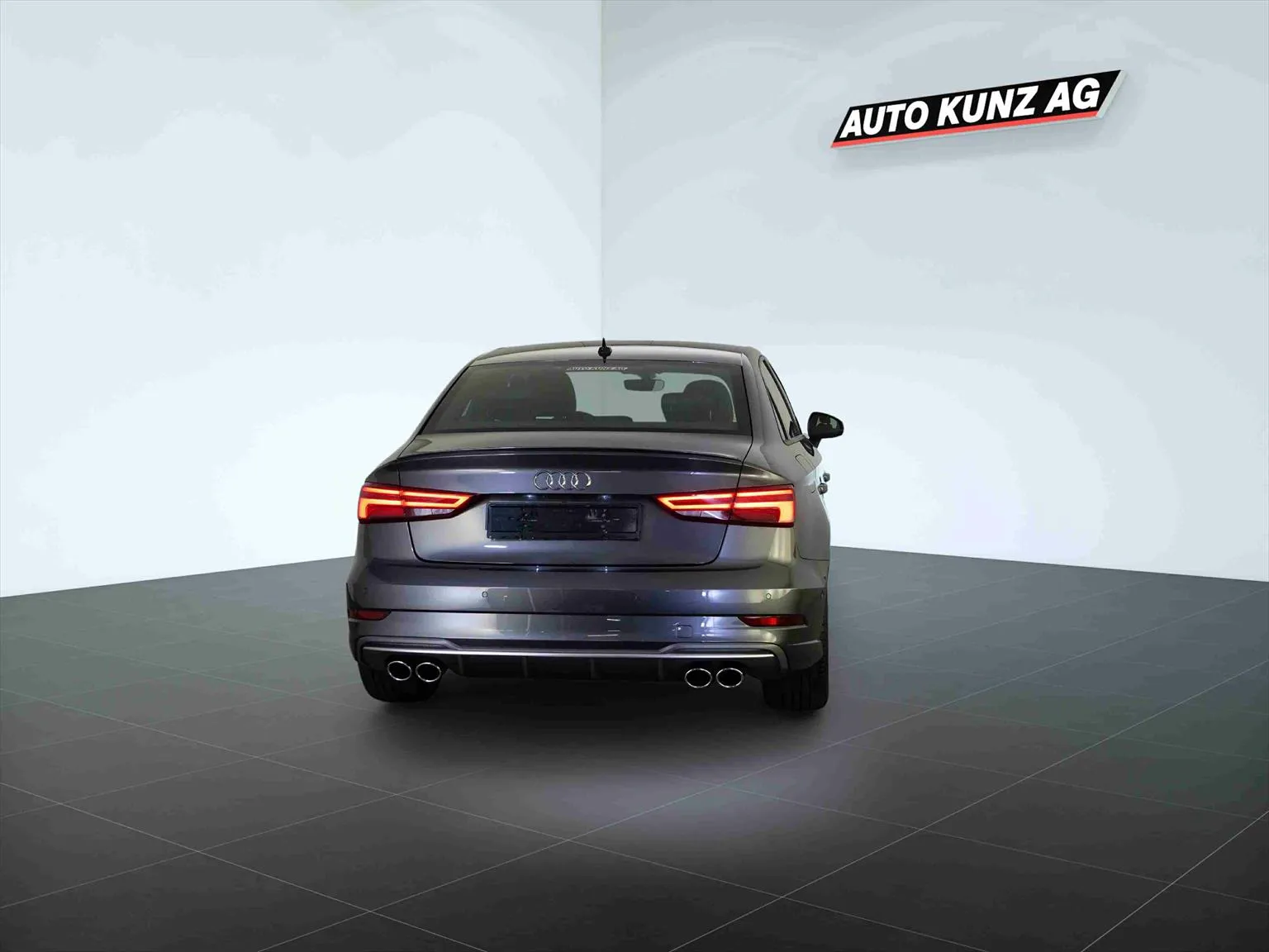 Audi S3 Limousine 2.0 TFSI quattro Magnetic Ride  Image 4